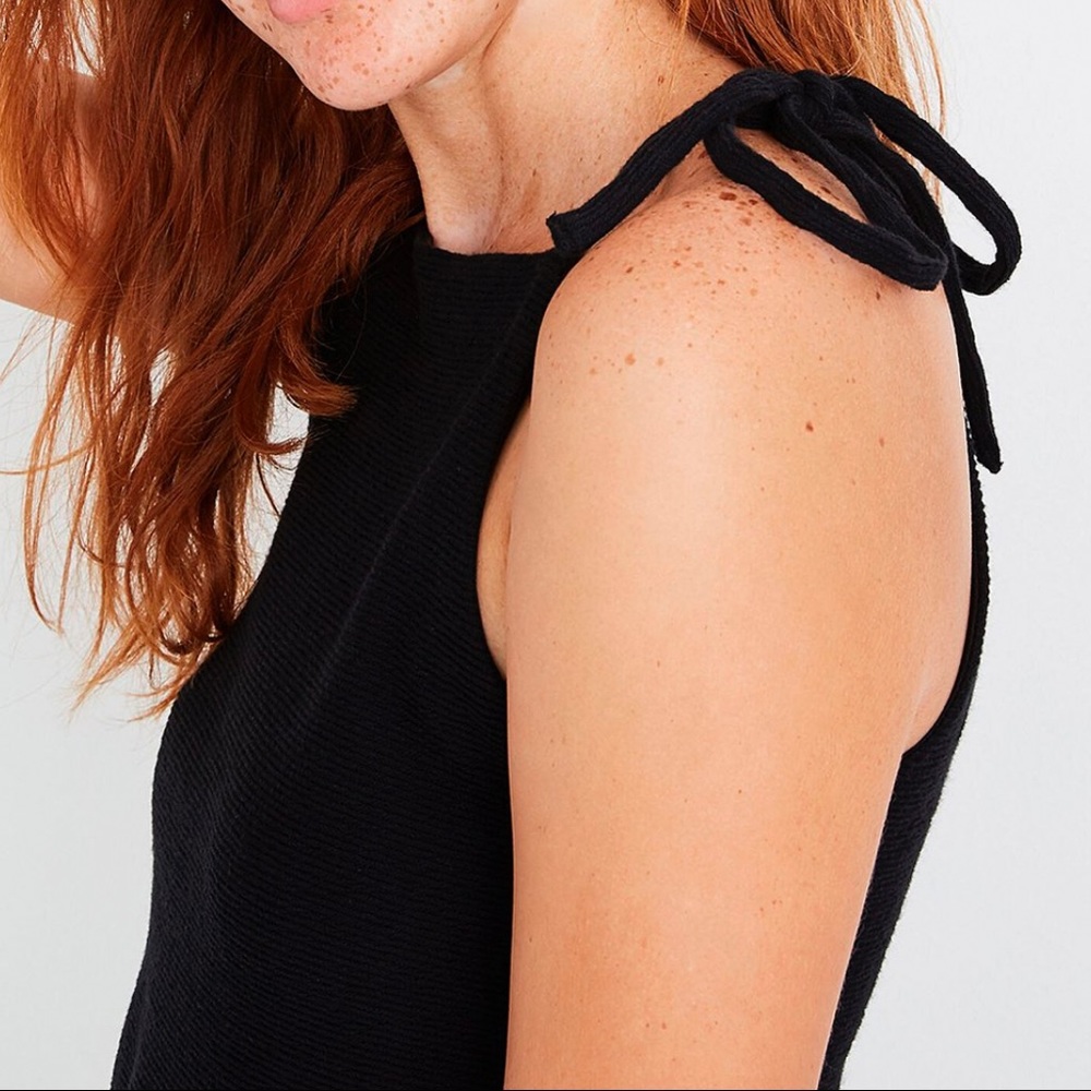 MADEWELL TRUE BLACK TEXT & THREAD TIE-STRAP TANK